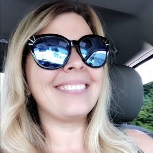 Meet your Posher, Nichole